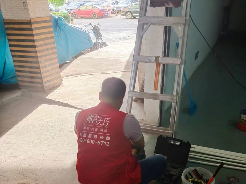 衛(wèi)生間馬桶改蹲便器需要抬高多少？為什么要抬高地面呢？